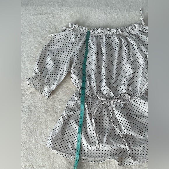 Off The Shoulder Polka dots Blouse Puffed Sleeves - Picture 9 of 11